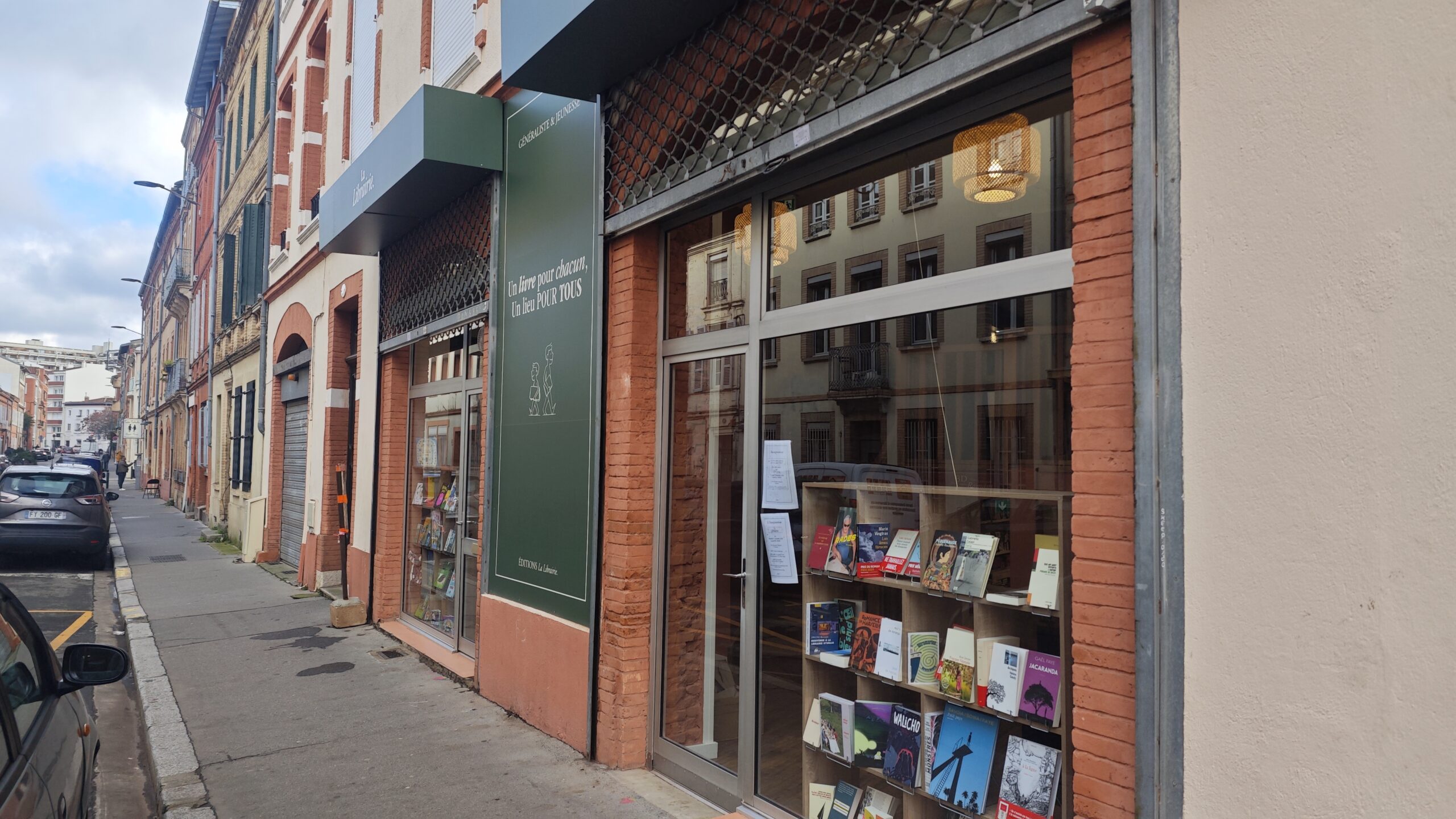 Photo de la façade de la librairie