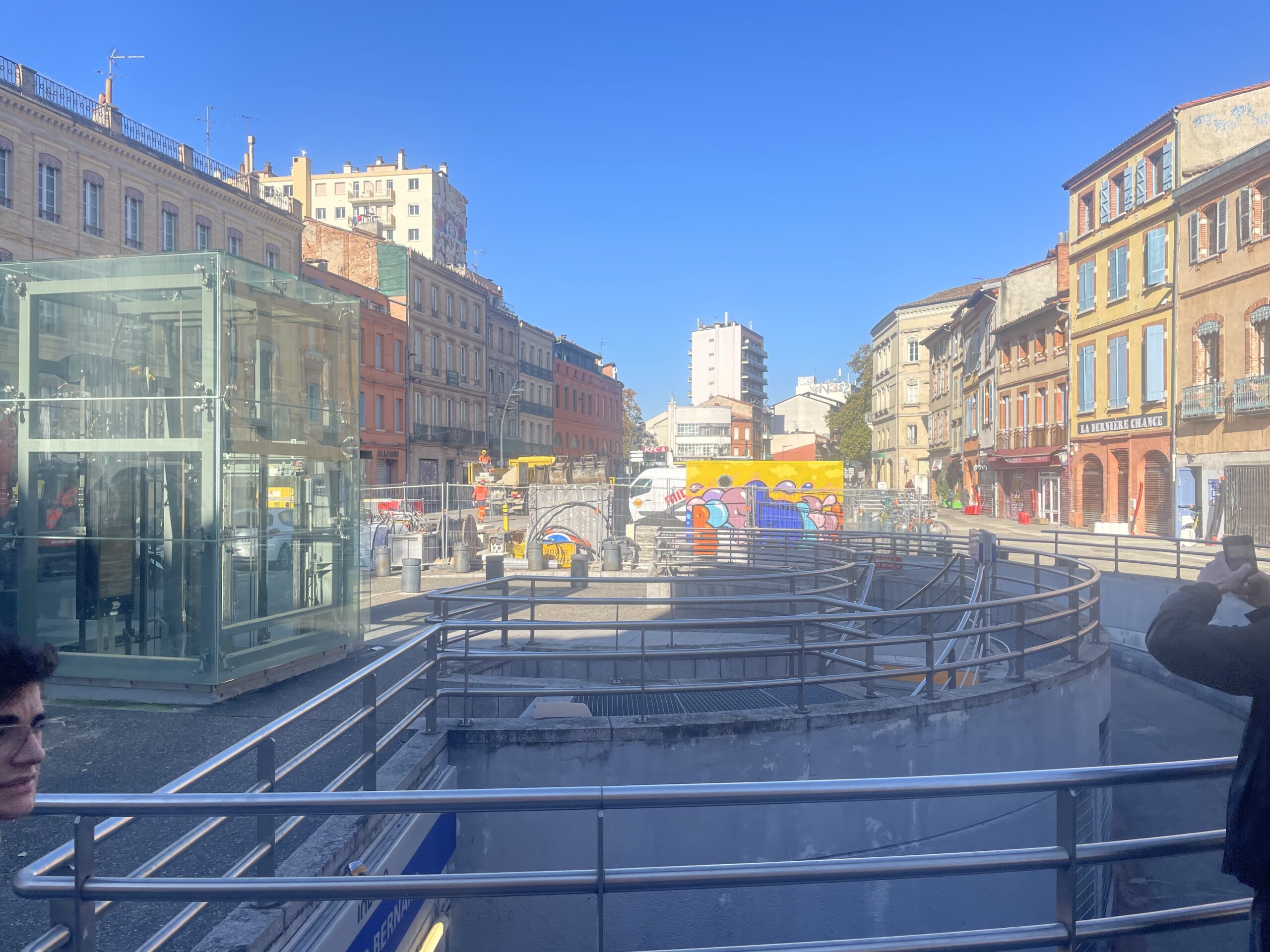 place Arnaud bernard en plein travaux